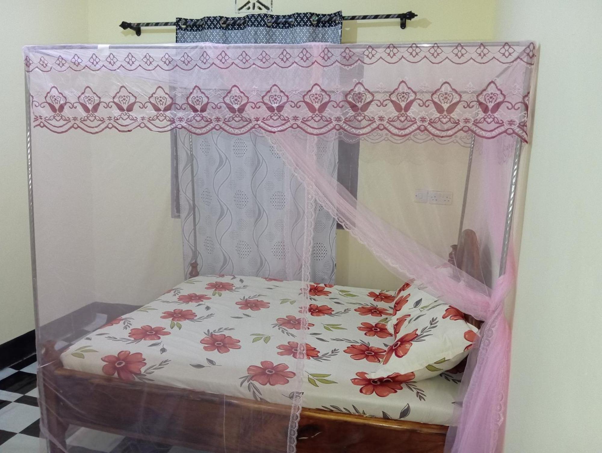 Airb&B Homestay Boma la Ngombe Exterior photo